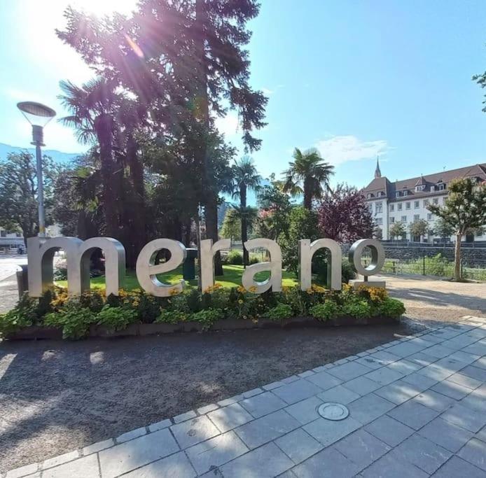 Guest House Merano Exteriör bild